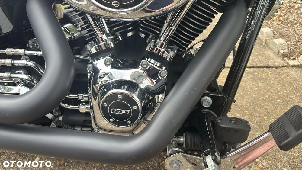 Harley-Davidson FXSB Breakout - 19