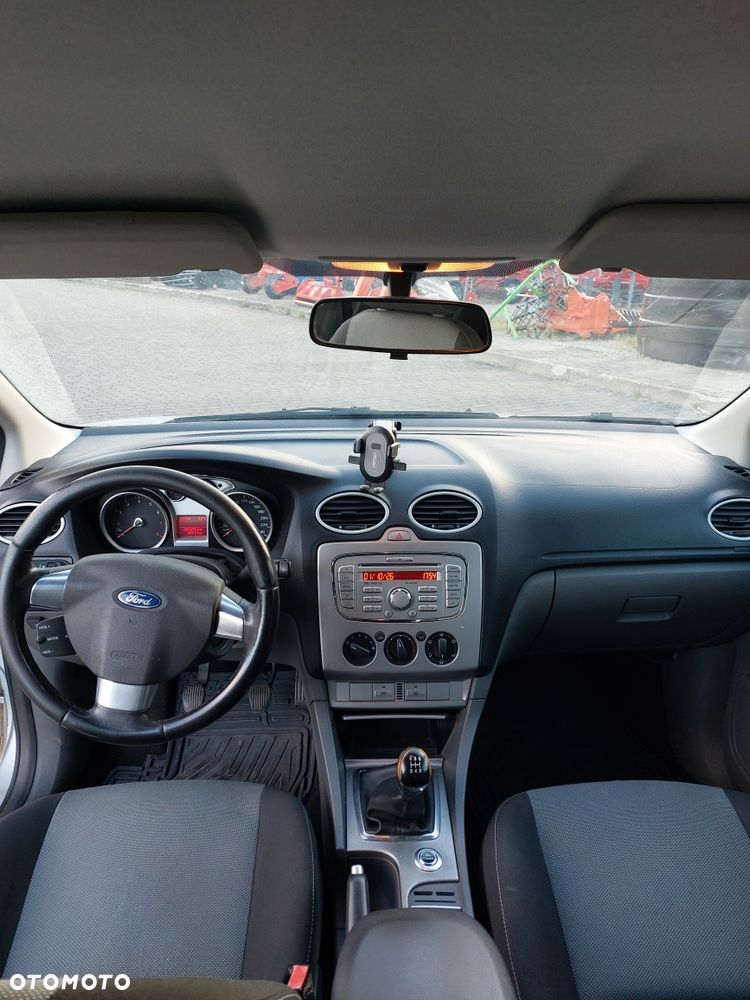 Ford Focus - 11