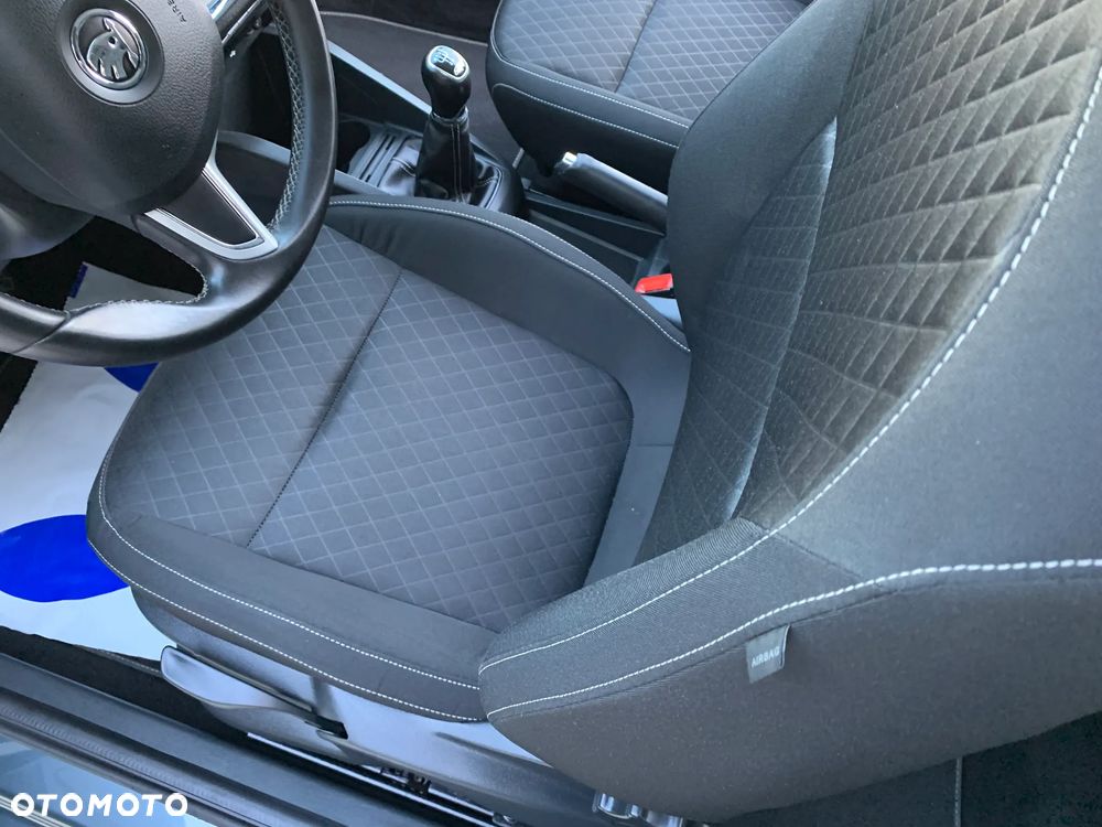 Skoda Fabia 1.2 TSI Monte Carlo - 25