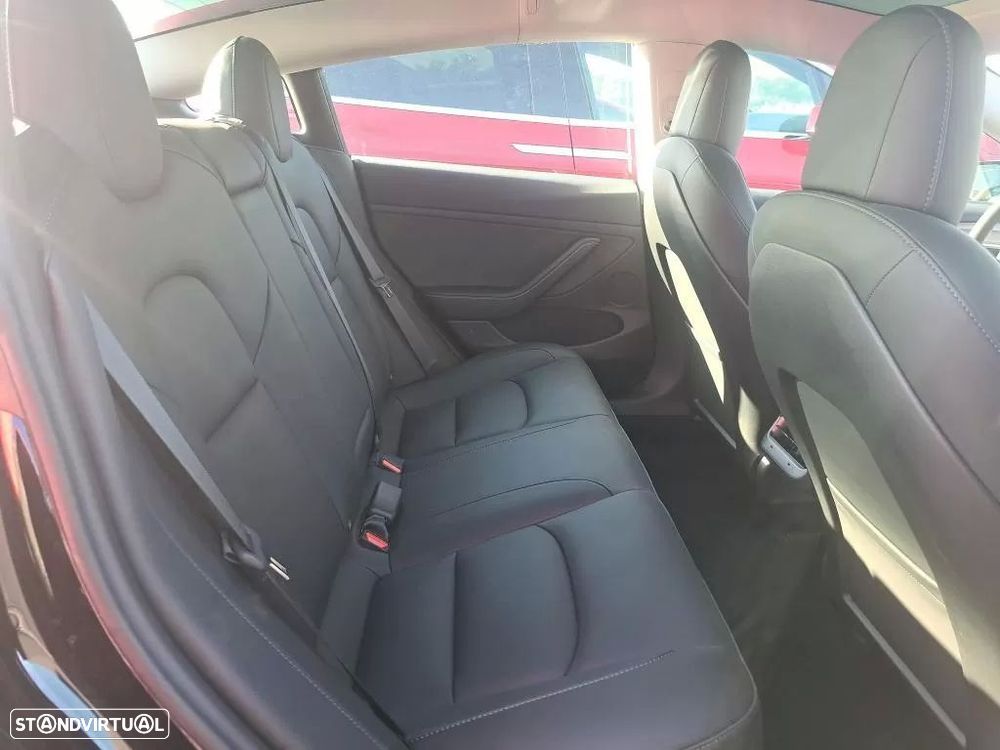 Tesla Model 3 Long Range Tração Traseira - 5