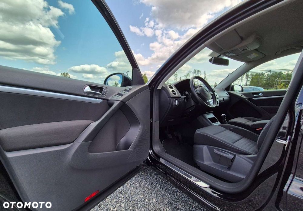 Volkswagen Tiguan - 7