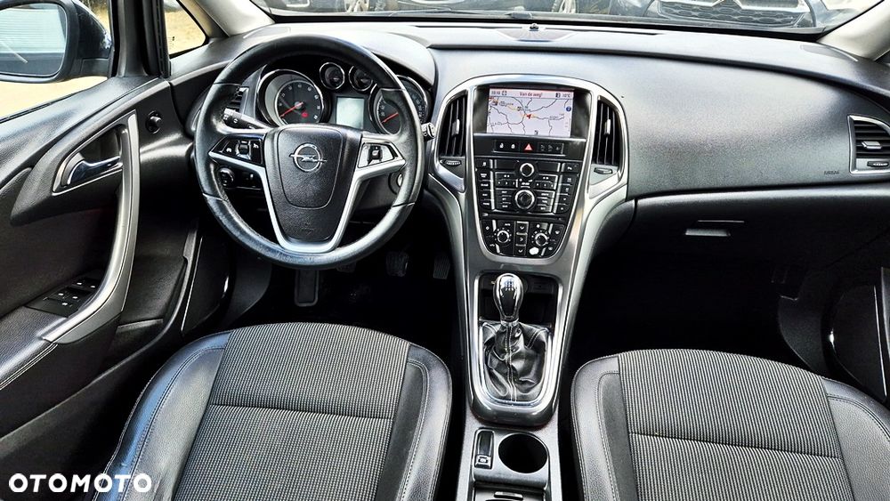 Opel Astra 1.4 Turbo Cosmo - 37