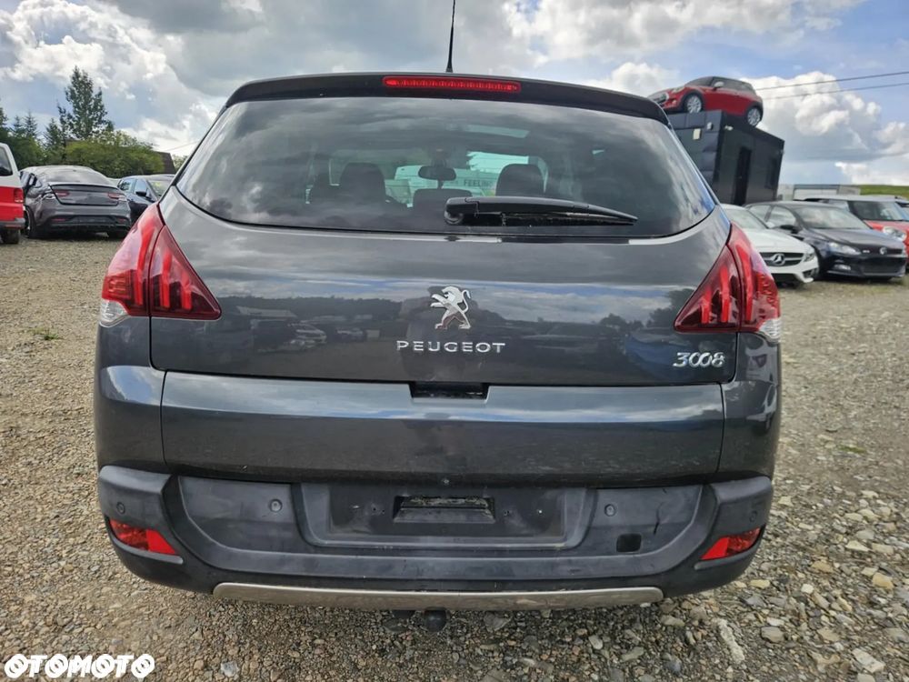 Peugeot 3008 HDi FAP 115 Family - 12