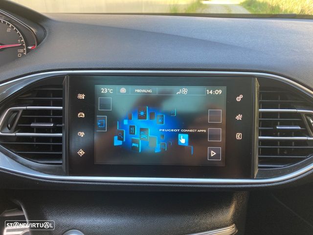 Peugeot 308 SW 1.6 BlueHDi Allure J17 EAT6 - 29