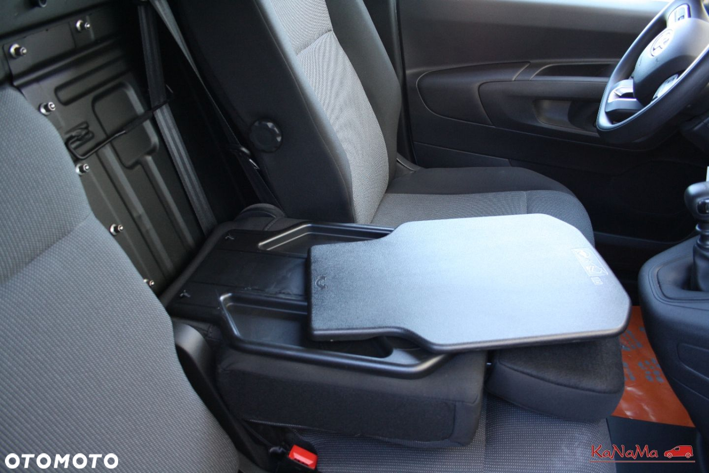 Toyota Proace City - 23