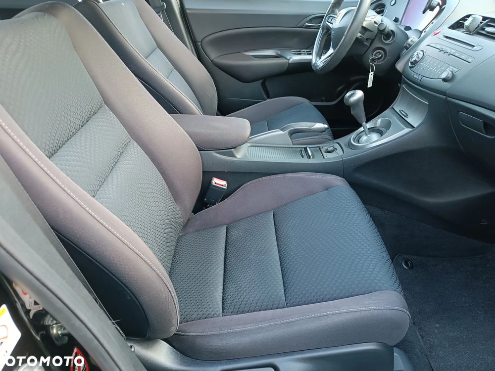 Honda Civic 1.4 Comfort - 28