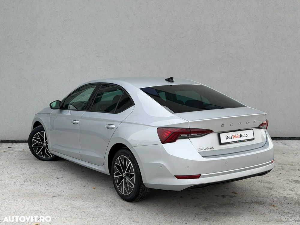 Skoda Octavia 2.0 TDI DSG Style - 4