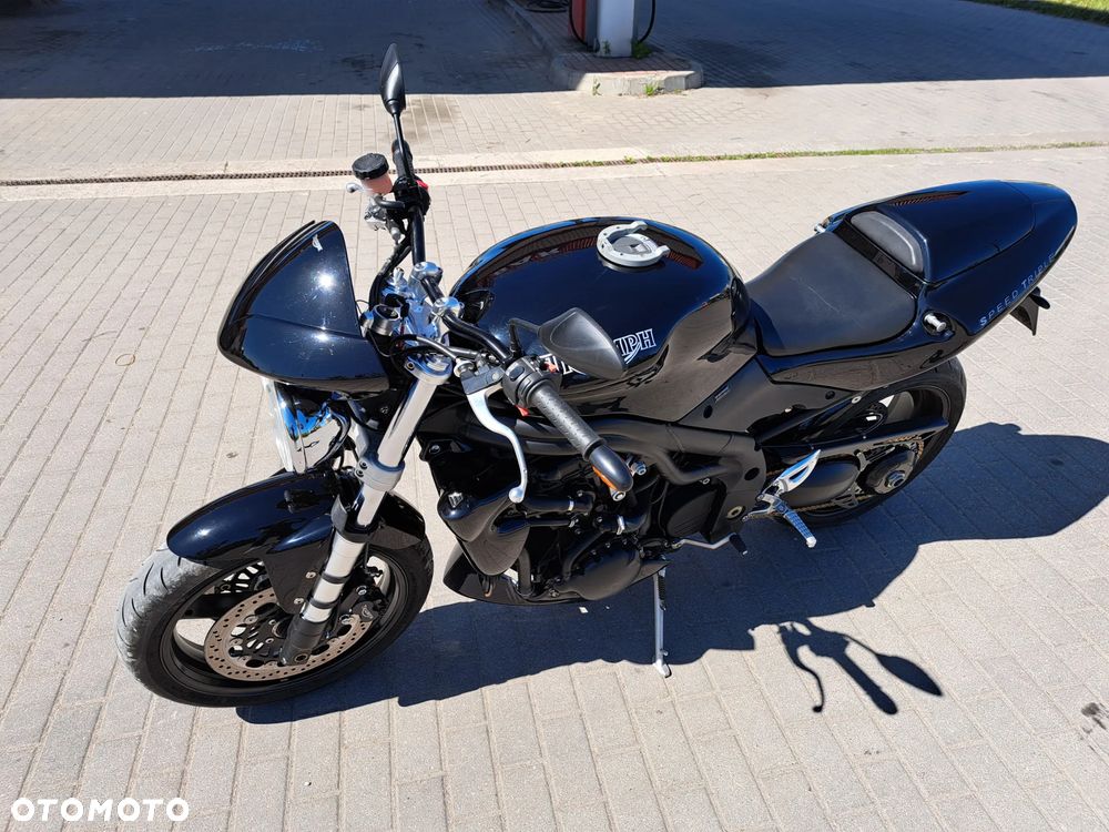 Triumph Speed Triple - 2