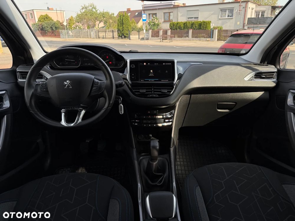 Peugeot 2008 PureTech 82 Style - 26