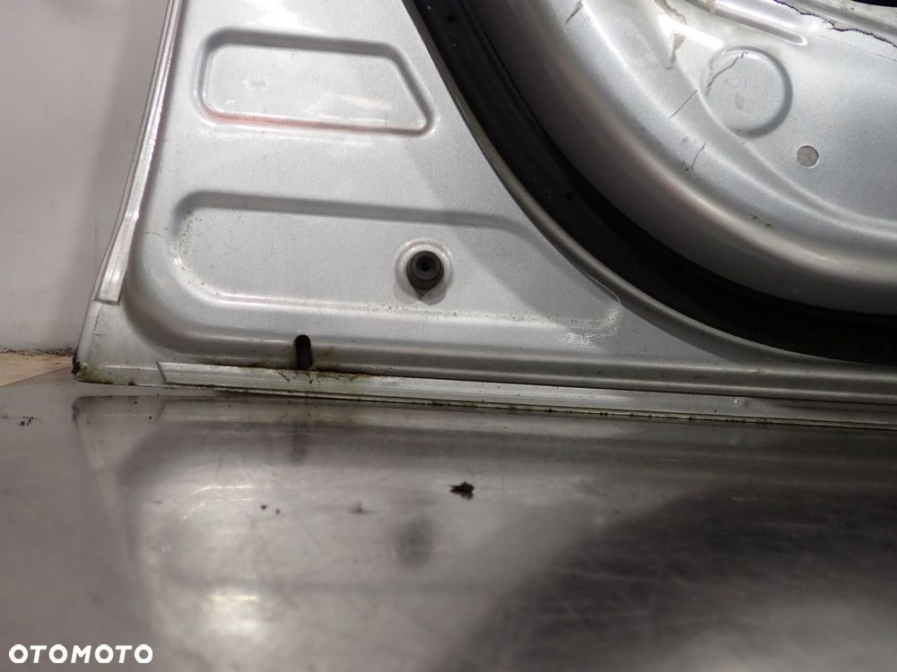 DRZWI LEWY PRZÓD TOYOTA COROLLA E15 KOL: 1F7 - 20