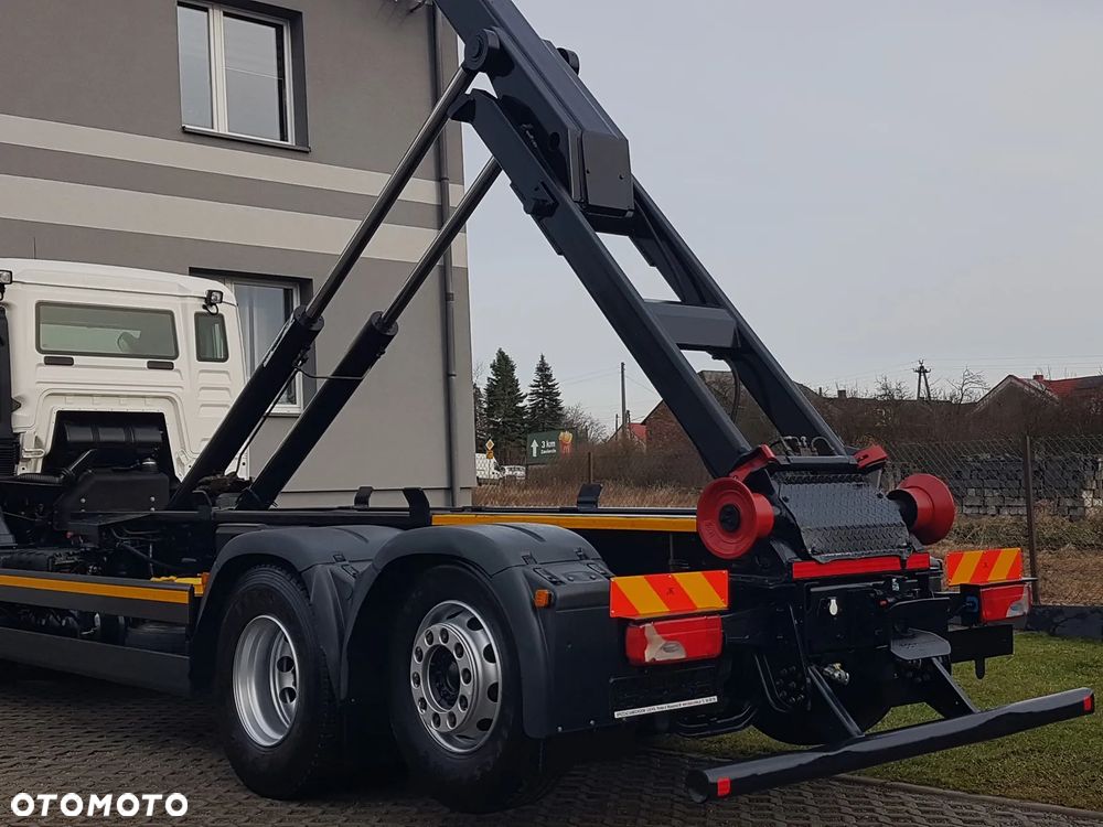 MAN TGS 26.420 E6 HAKOWIEC HS20 6x2 3-OSIE - 35