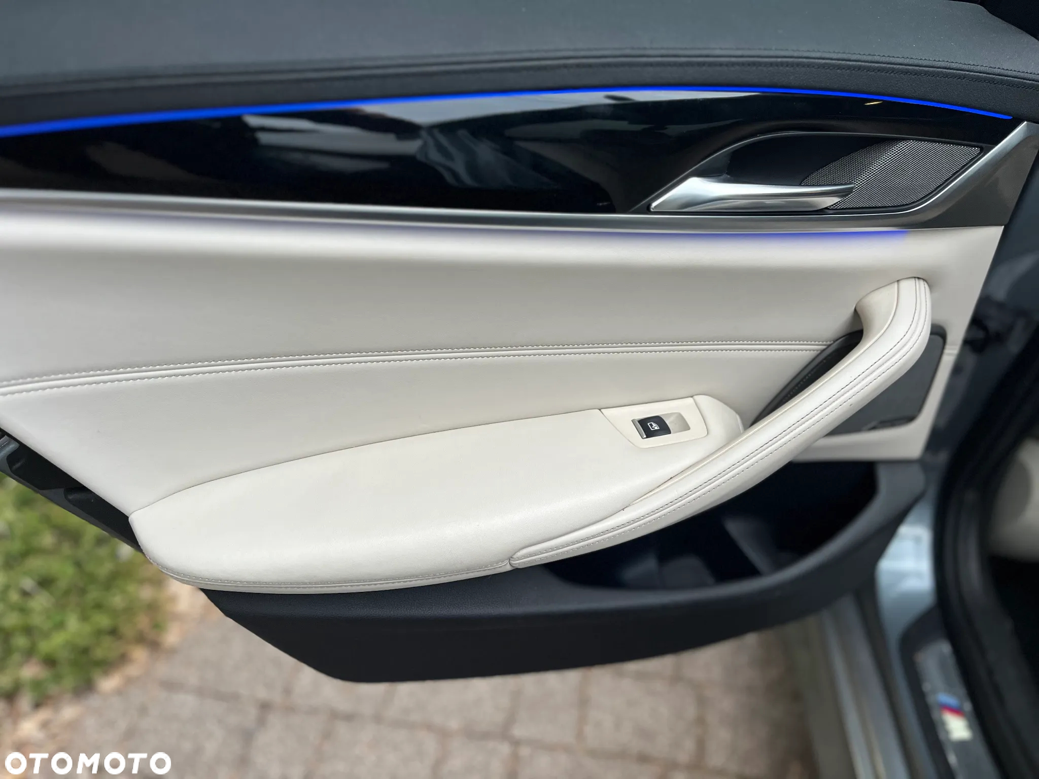 BMW Seria 5 530d xDrive - 13
