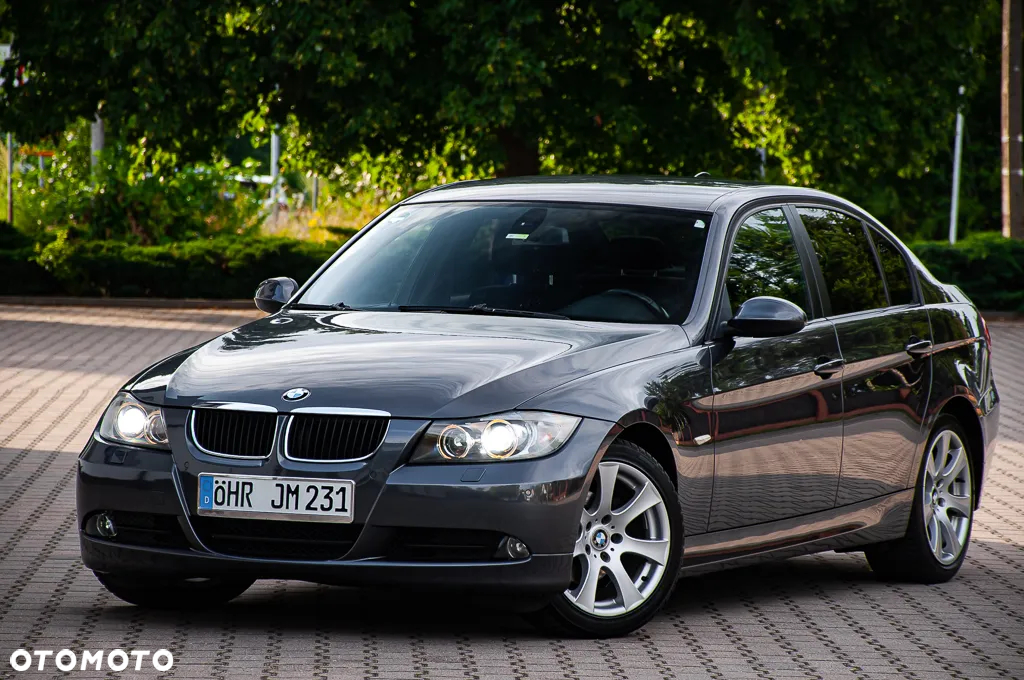 BMW Seria 3 320i - 18