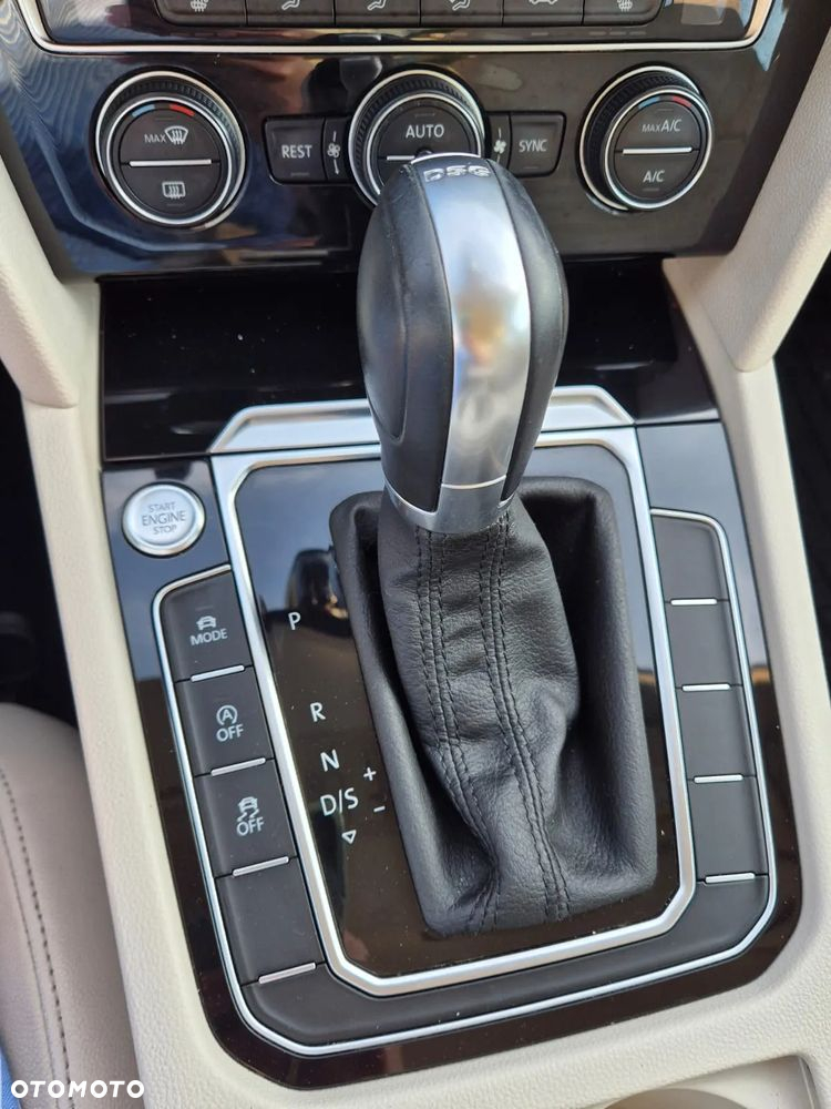 Volkswagen Passat 2.0 TDI BMT Highline DSG - 8