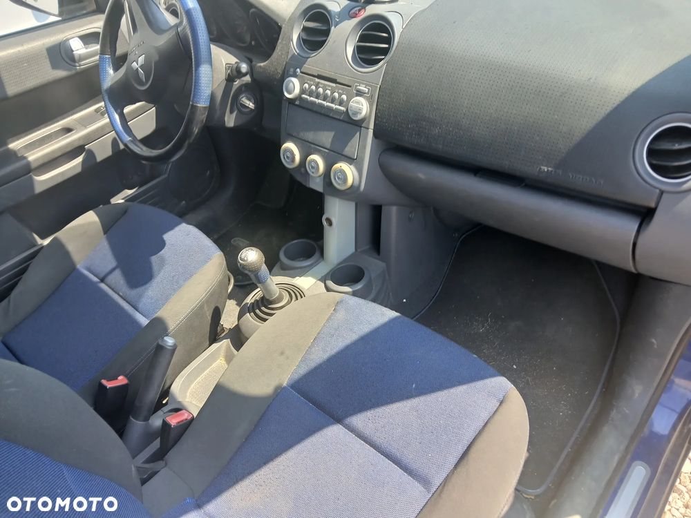 MITSUBISHI COLT VI 1.3 4A90  08H  maska pokrywa silnika klapa bagażnika zderzak lampa reflektor pas przedni stop lampy halogeny przeciwmgłowe odblaski grill atrapa znaczek błotnik błotniki drzwi - 4