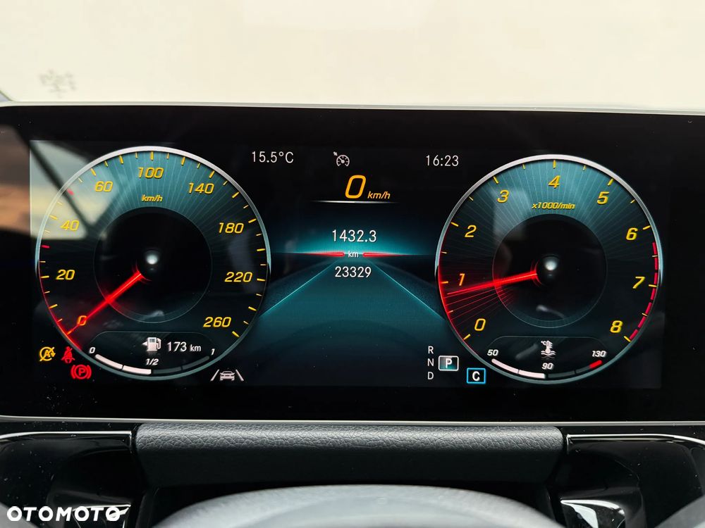 Mercedes-Benz Klasa B 200 AMG Line 7G-DCT - 31