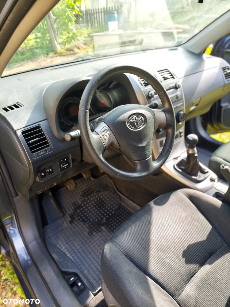 Toyota Corolla 1.6 VVT-i Premium Start - 14