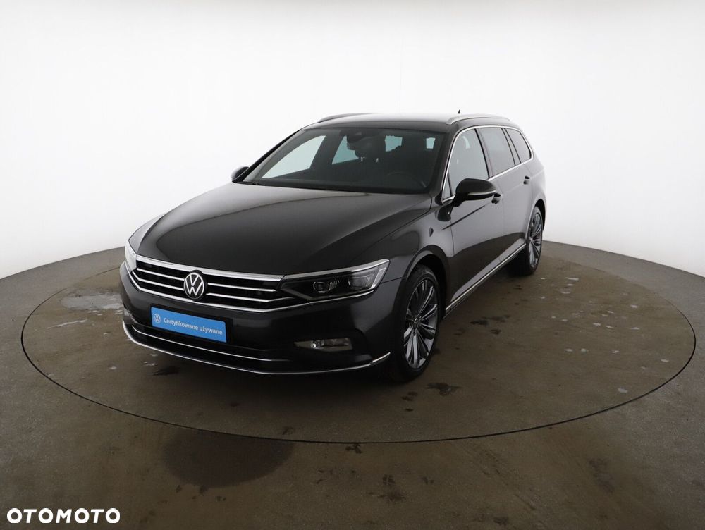 Volkswagen Passat - 26