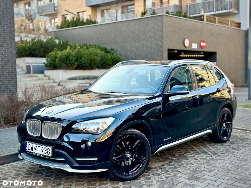 BMW X1 sDrive18d xLine - 35