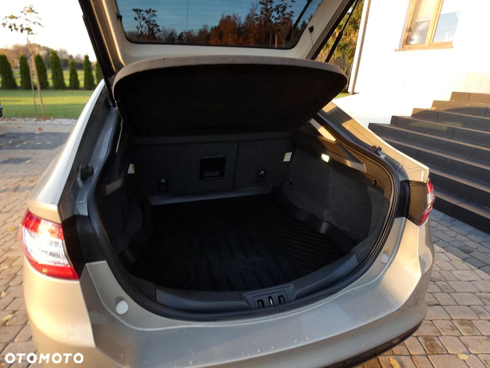 Ford Mondeo 1.5 EcoBoost Gold Edition - 21