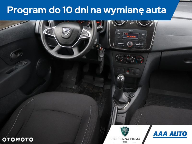 Dacia Sandero - 8
