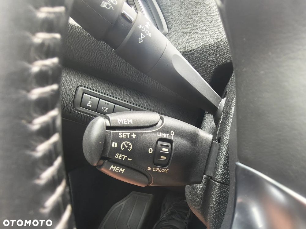 Peugeot 308 1.6 BlueHDi Business Line S&S - 23
