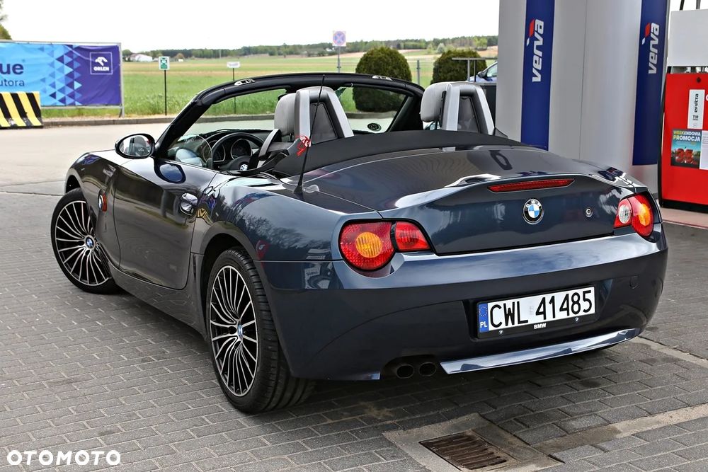 BMW Z4 2.2i - 22