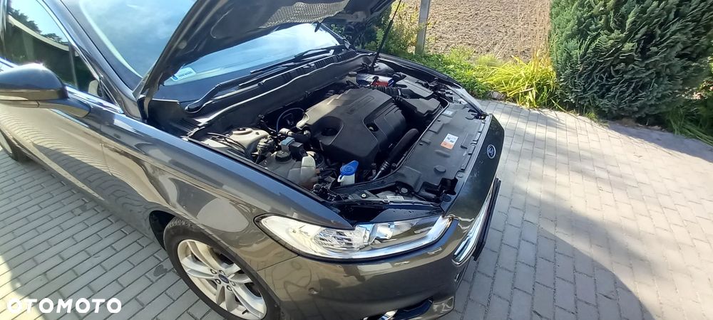 Ford Mondeo ver-2-0-tdci-start--stopp-powershift--aut-titanium - 15