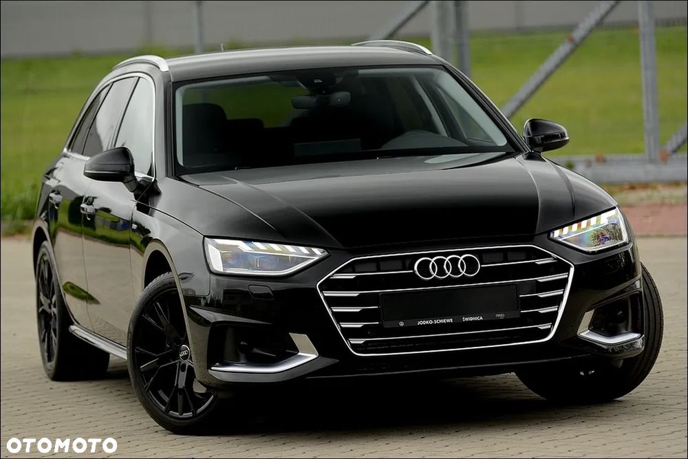 Audi A4 Avant 40 TFSI S tronic sport - 2
