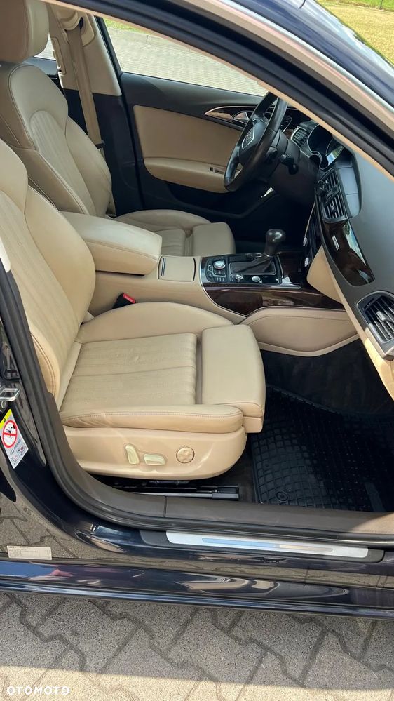 Audi A6 - 8