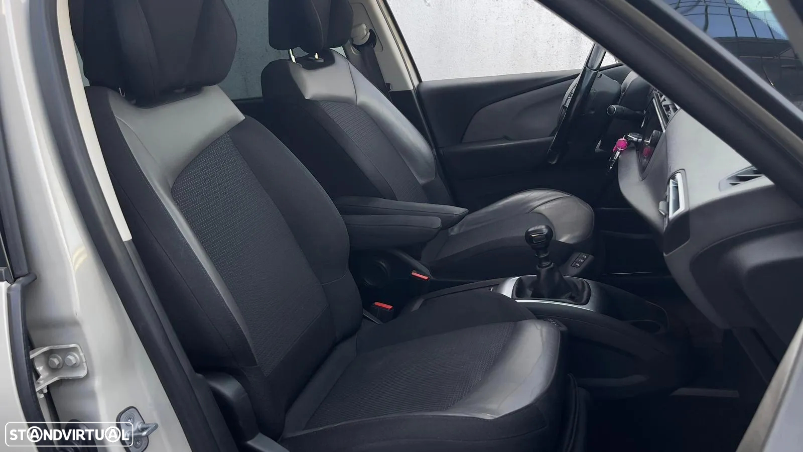 Citroën C4 Grand Picasso e-HDi 115 Intensive - 26