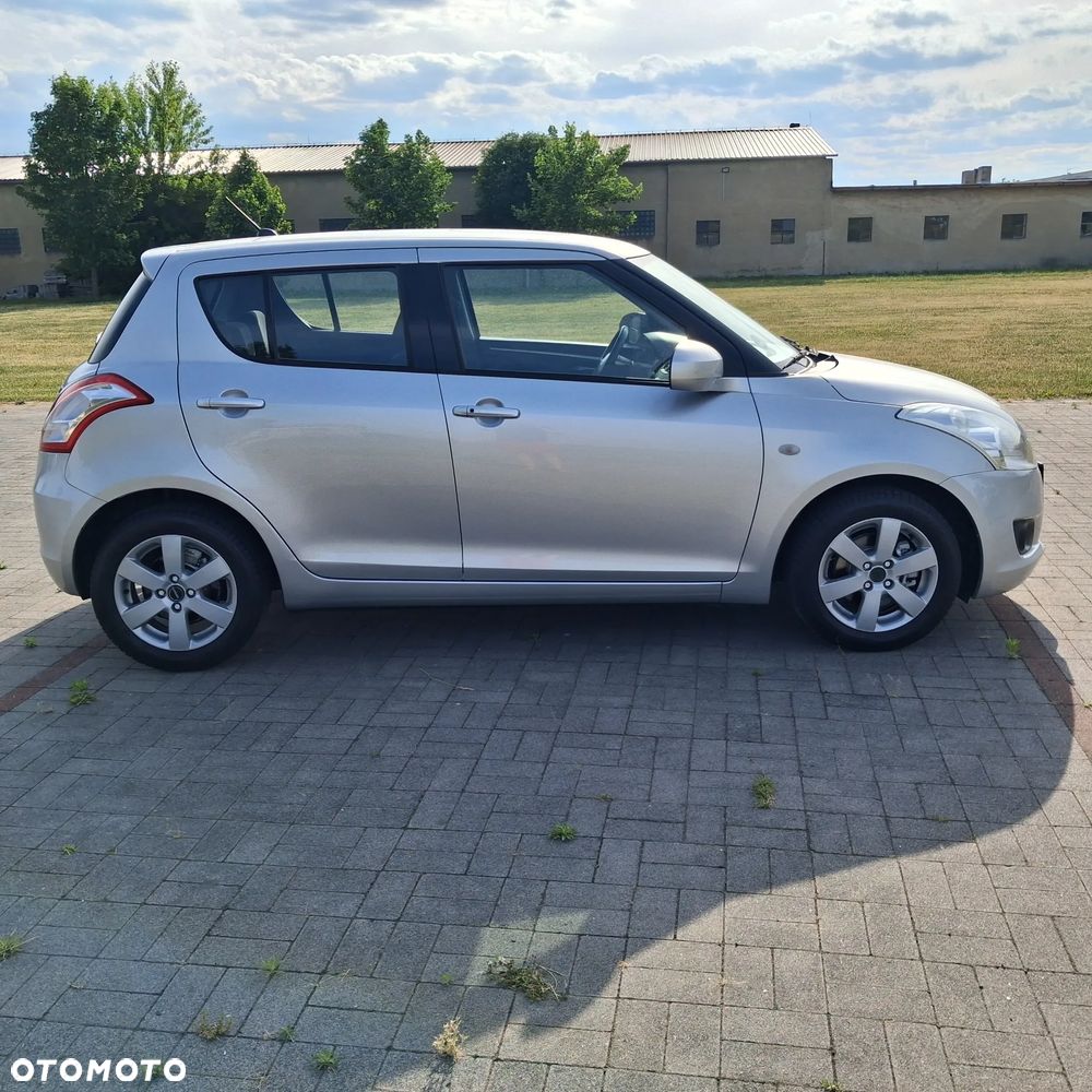Suzuki Swift 1.2 Premium - 6