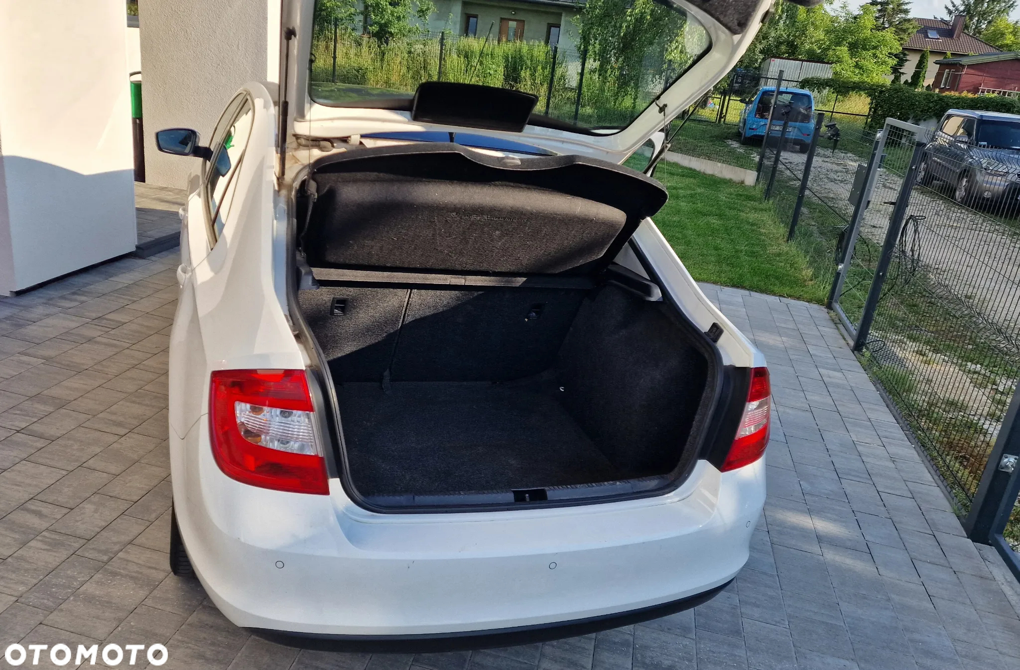 Skoda RAPID 1.6 TDI DPF Ambition - 8