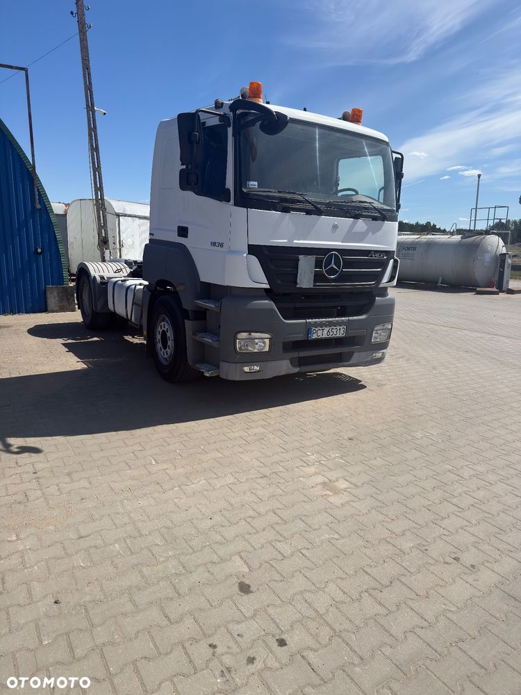 Mercedes-Benz AXOR 1836 - 4