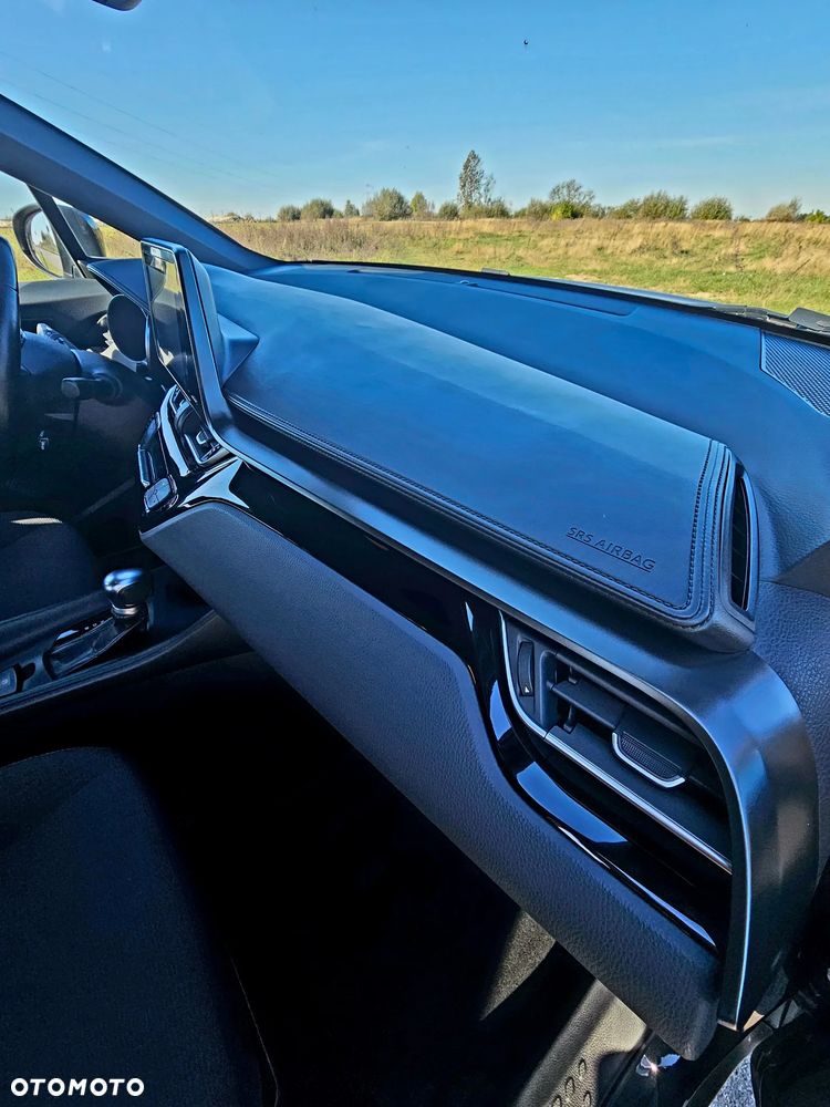 Toyota C-HR Business-Edition - 11