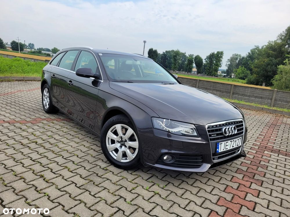 Audi A4 Avant 2.0 TDI Quattro - 36