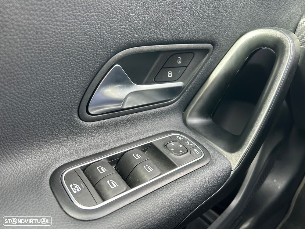 Mercedes-Benz A 200 Progressive Aut. - 24