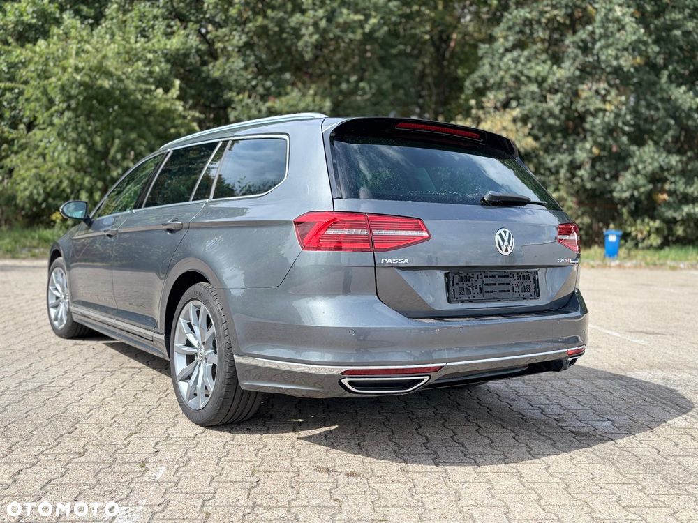 Volkswagen Passat 2.0 TDI SCR (BlueMotion Technology) Highline - 24