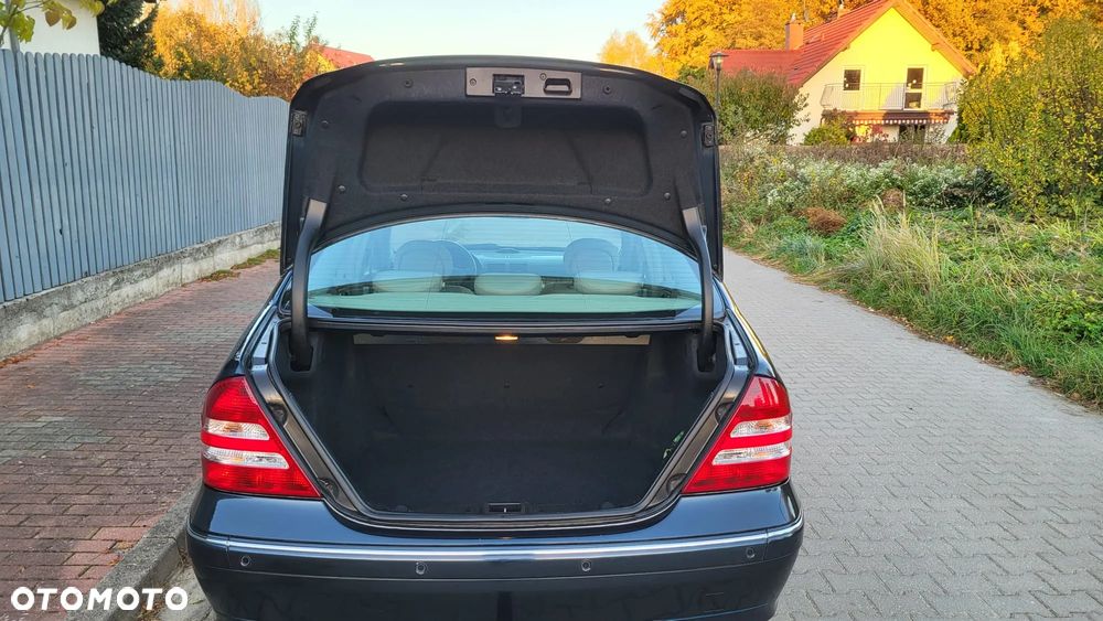 Mercedes-Benz Klasa C - 7