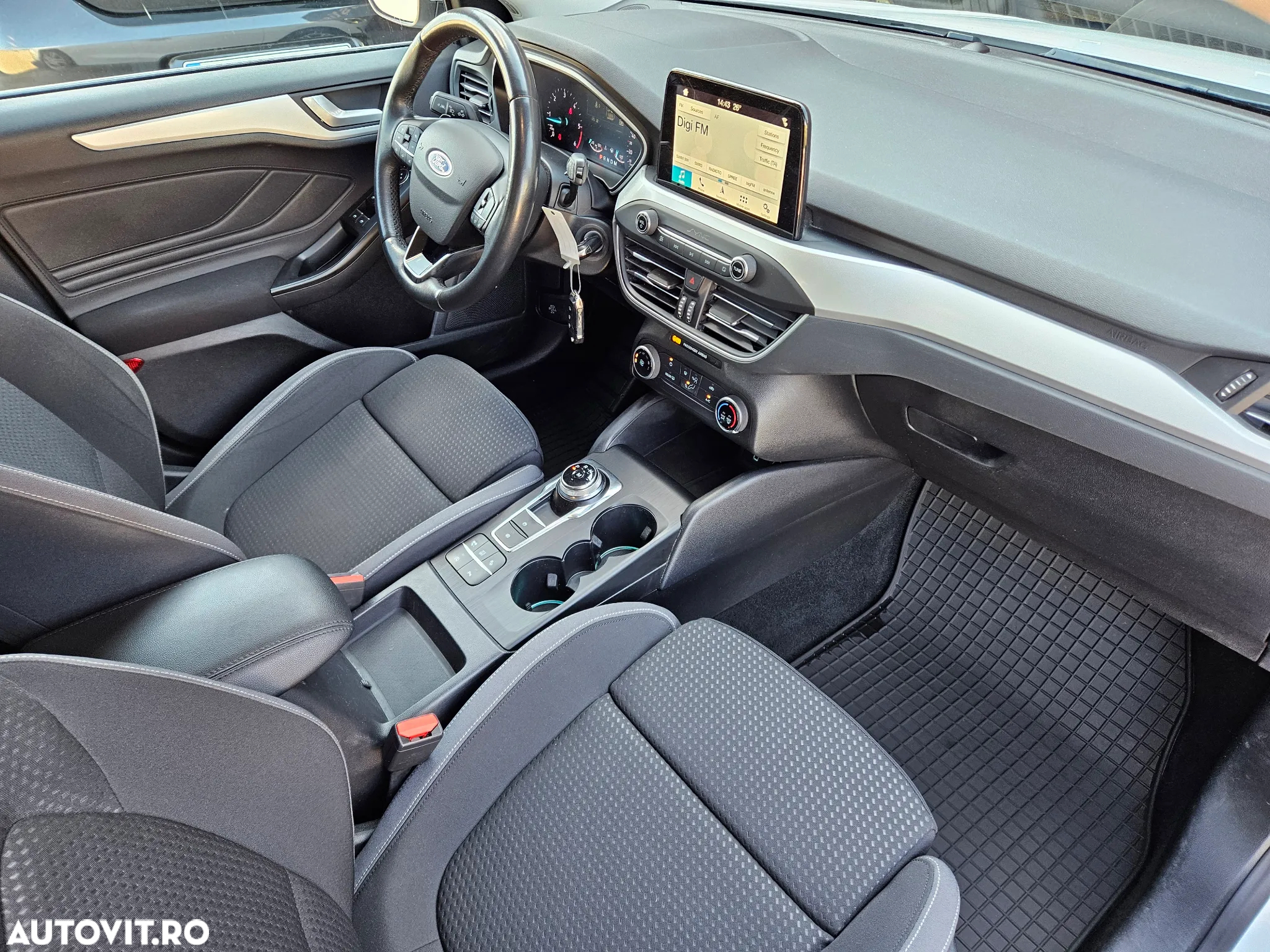 Ford Focus 1.5 EcoBlue Start-Stopp-System Aut. ACTIVE DESIGN - 3