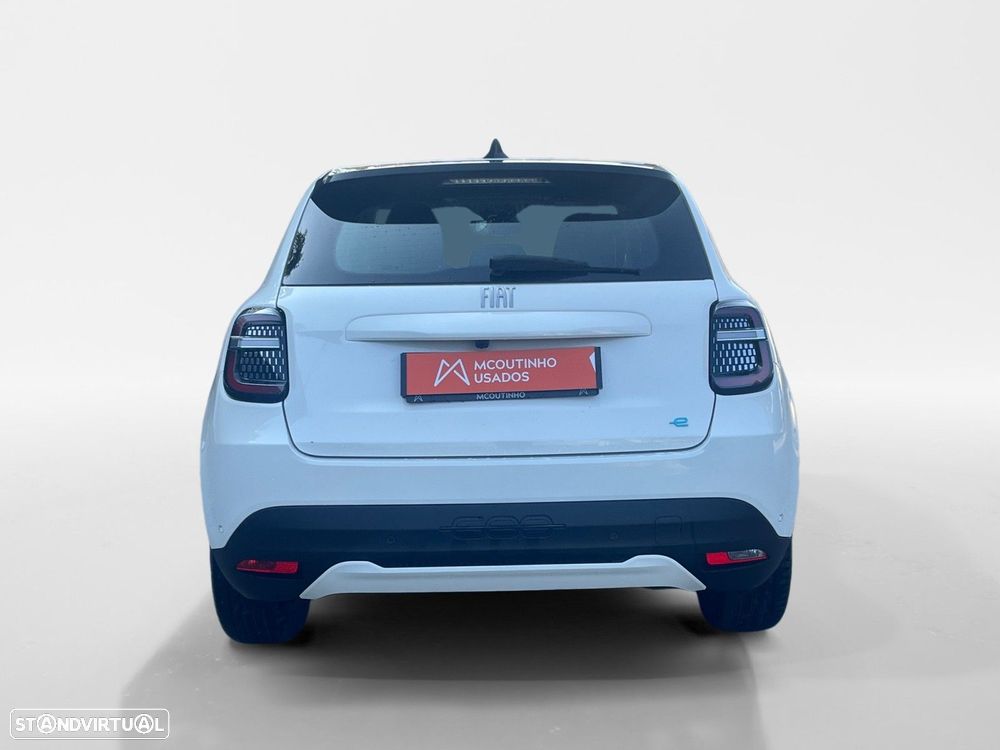 Fiat 600e 54 kWh (RED) - 4