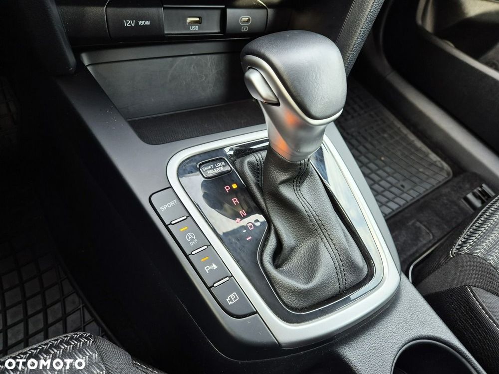 Kia Ceed 1.5 T-GDI M DCT - 22