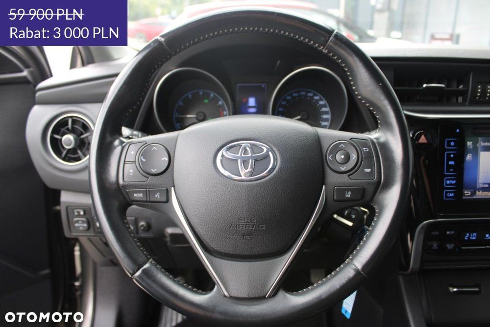 Toyota Auris - 22