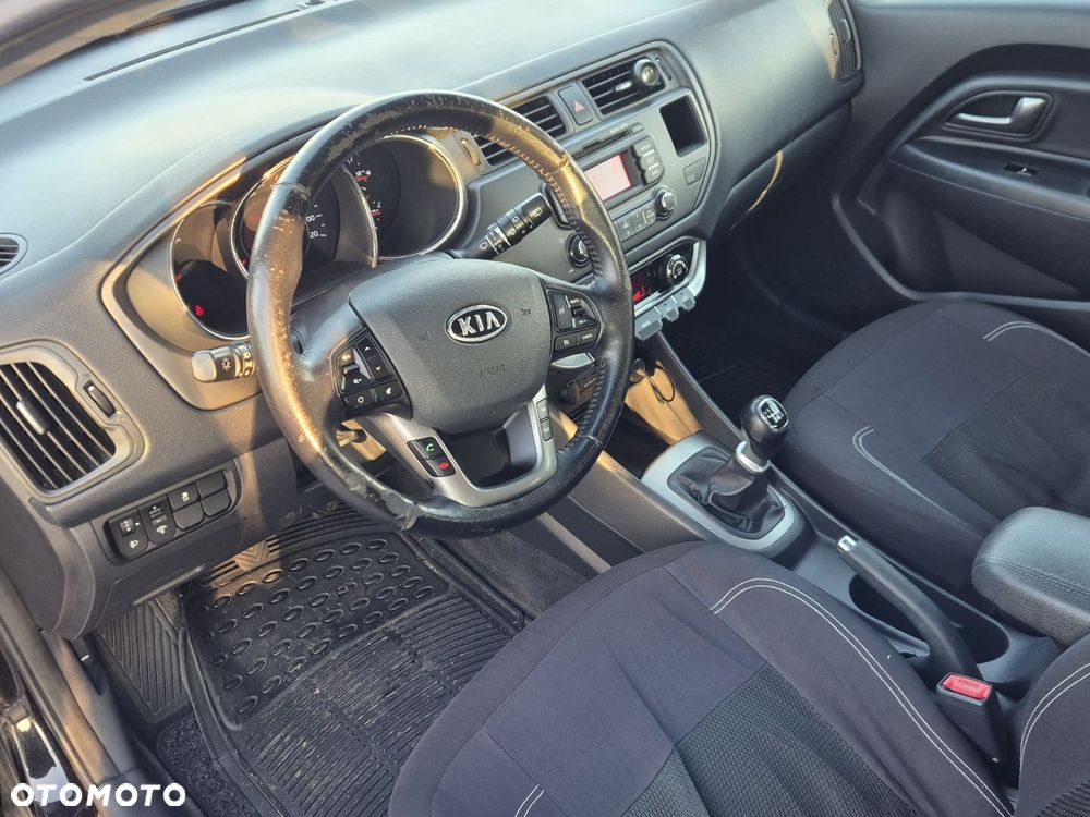 Kia Rio 1.4 CRDI Spirit - 6