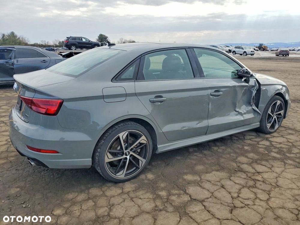 Audi A3 Limousine TFSI quattro 150 kW S tronic S line - 3