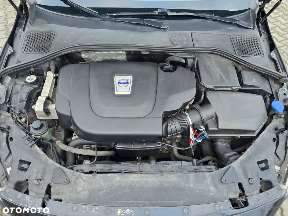 Volvo V60 D3 Geartronic Summum - 17