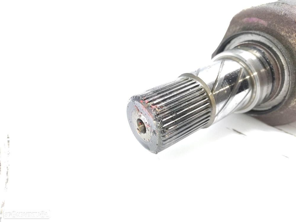 TRANSMISSÃO FRONTAL ESQUERDA RENAULT SCÉNIC II 2005 -8200198016 - 2