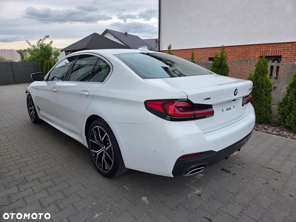 BMW Seria 5 540i xDrive M Sport Edition - 1