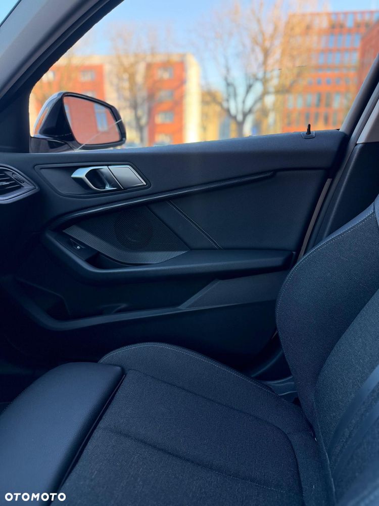 BMW Seria 1 118i Sport Line - 23