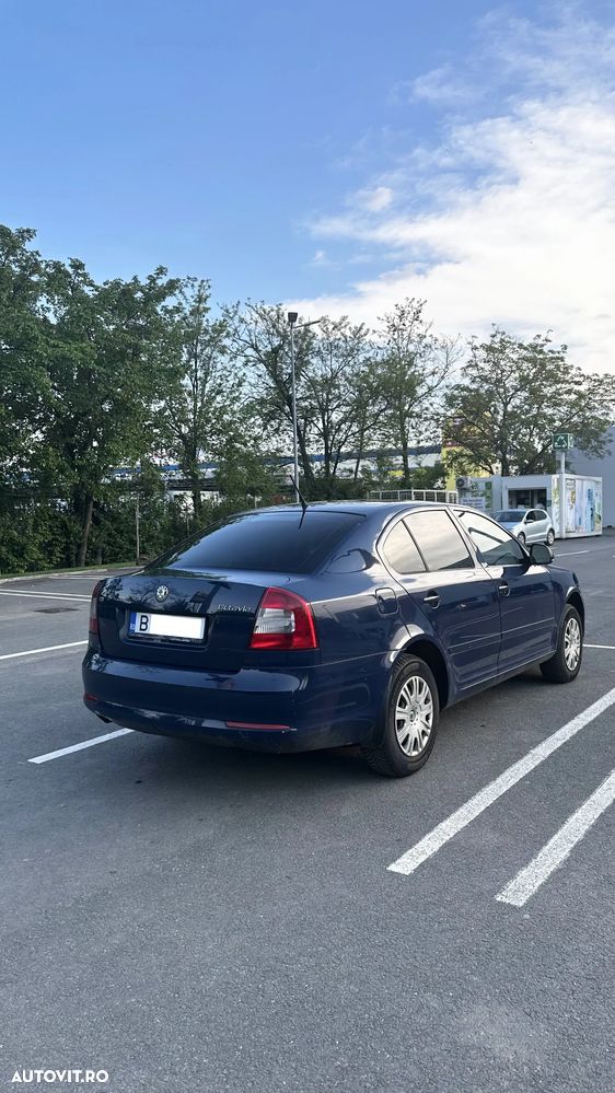 Skoda Octavia 1.6 TDI AMBITION - 6